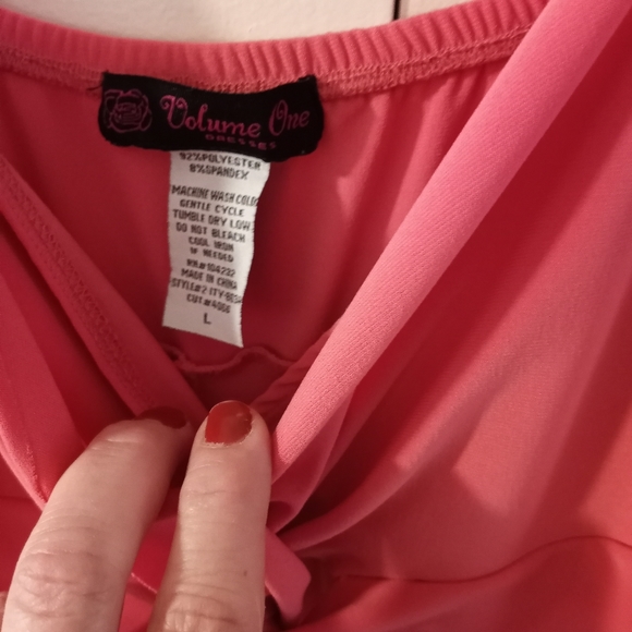 Dress - Picture 2 of 3